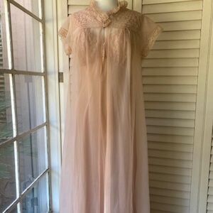 1950's Kickernick Peignoir Set